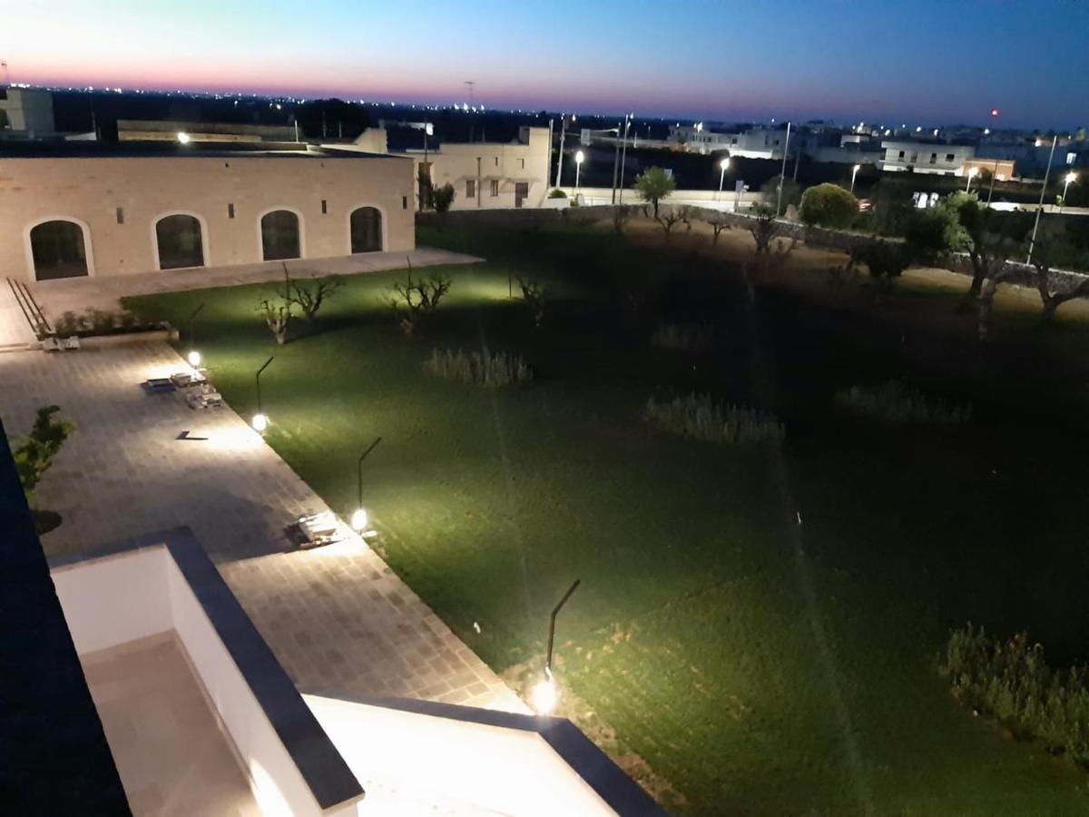 Masseria Rifisa Agriresort Caprarica di Lecce Exteriör bild