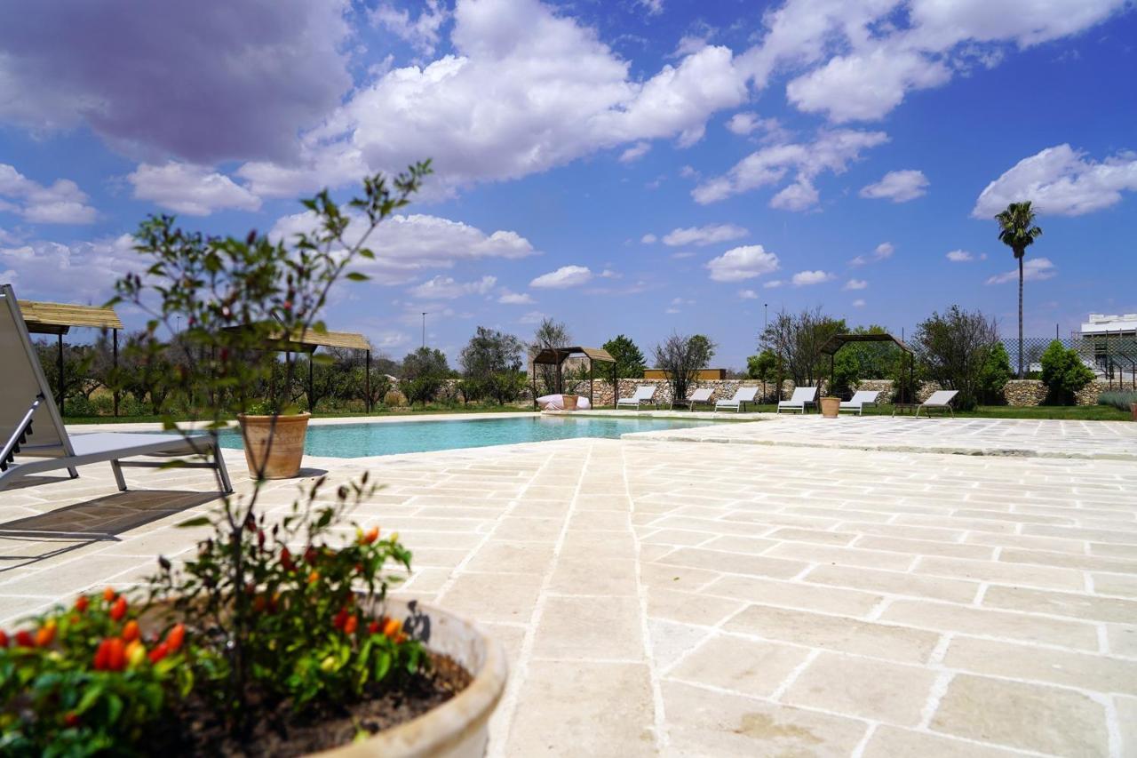 Masseria Rifisa Agriresort Caprarica di Lecce Exteriör bild